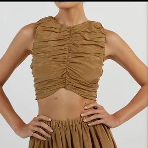 DISSH Sleeveless crop top